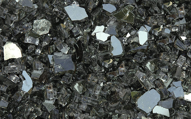 Gray Reflective Fireplace Glass Crystals
